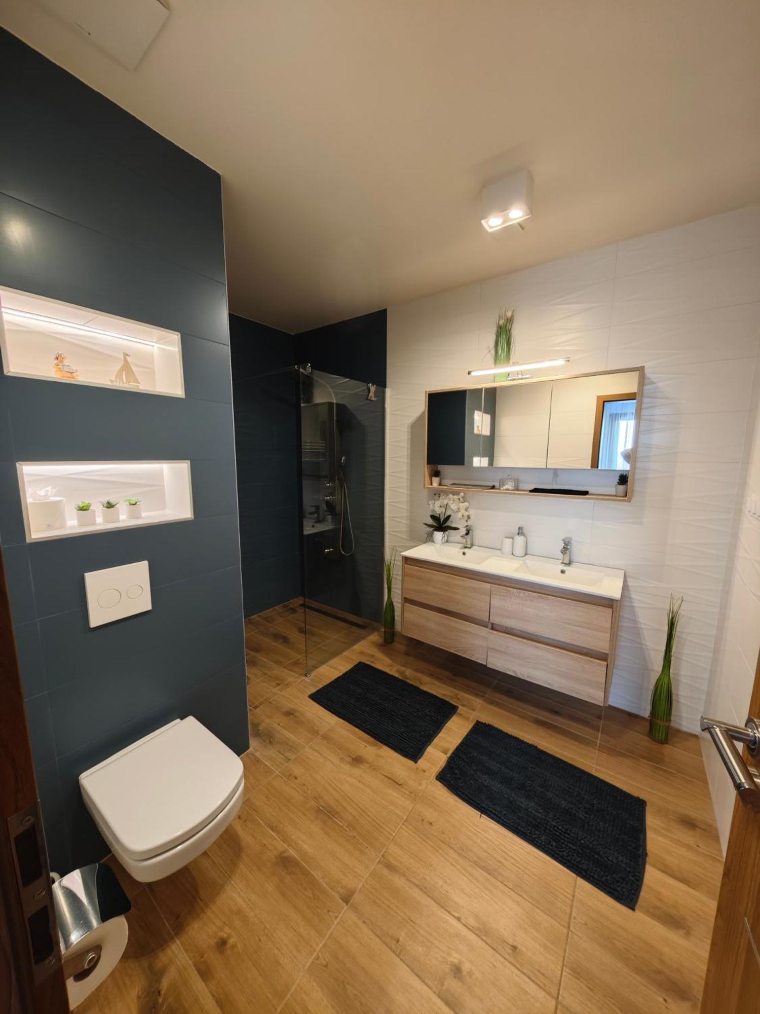 Gamma Apartmanok Es Jakuzzi Miškovec Pokoj fotografie